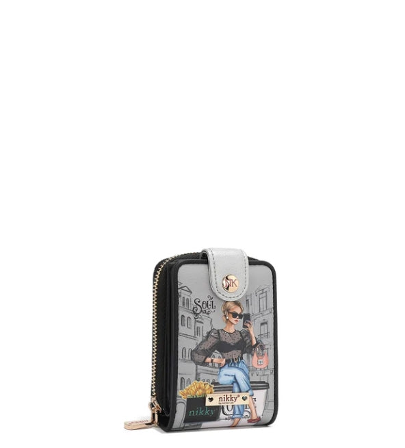 Compact Bi-Fold Wallet